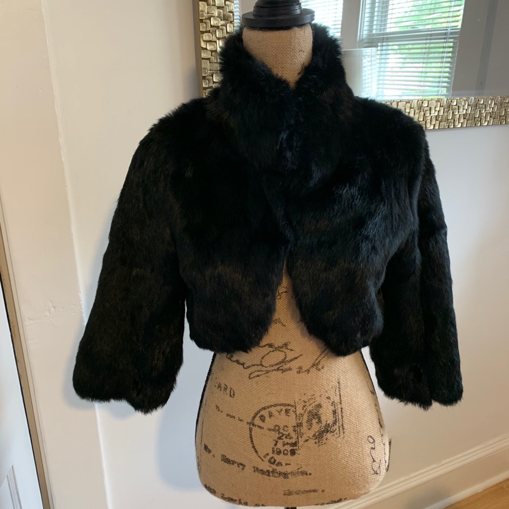 Cropped Fur Jacket/coat - Picture 2 of 6